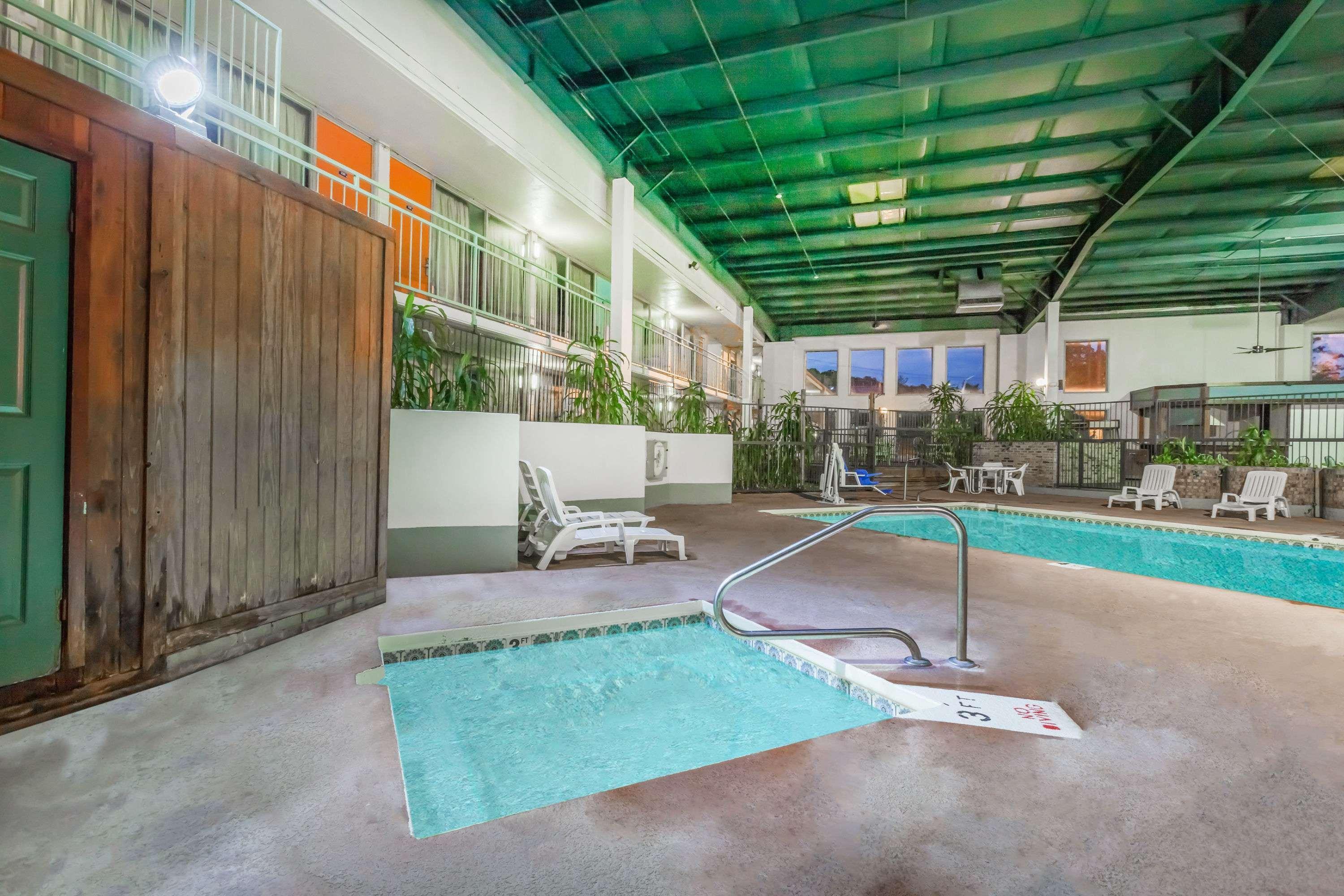Howard Johnson By Wyndham Conway Esterno foto