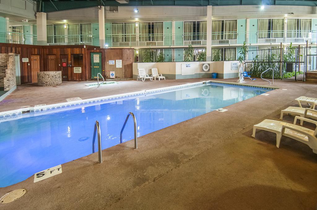 Howard Johnson By Wyndham Conway Esterno foto