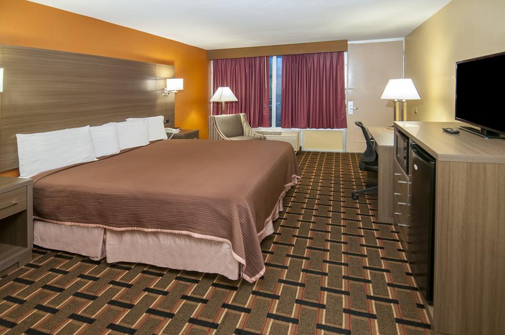 Howard Johnson By Wyndham Conway Esterno foto